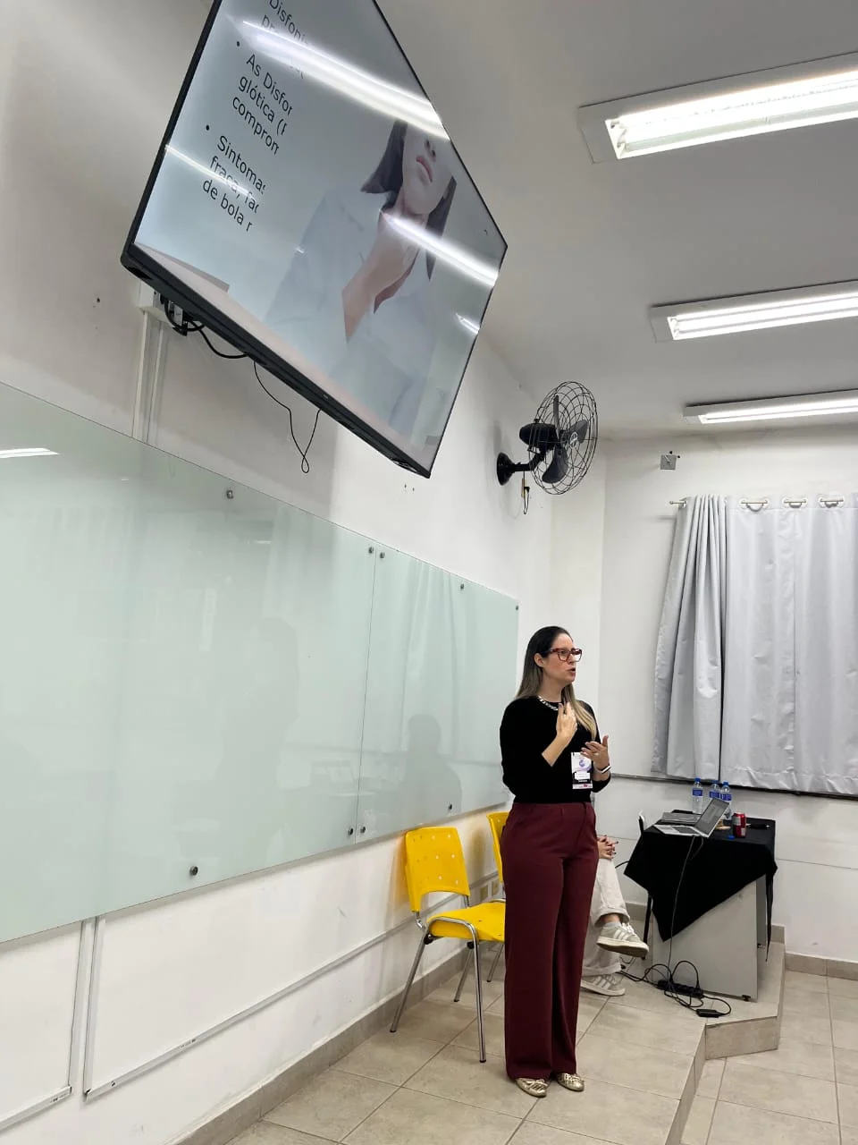Apresentação sobre voz em sala de aula